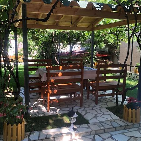 Vila Culli Permet Bagian luar foto