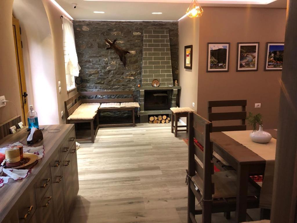 Vila Culli Permet Bagian luar foto