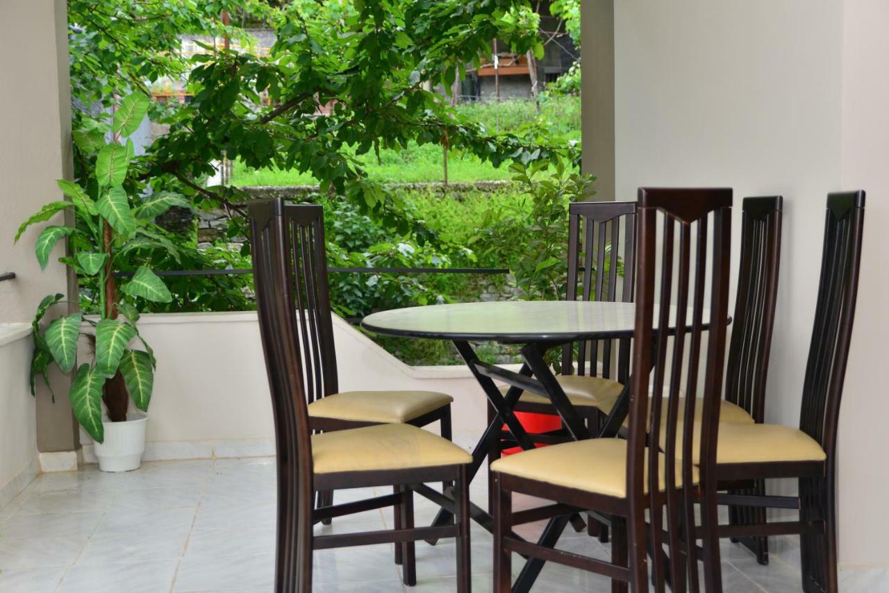 Vila Culli Permet Bagian luar foto