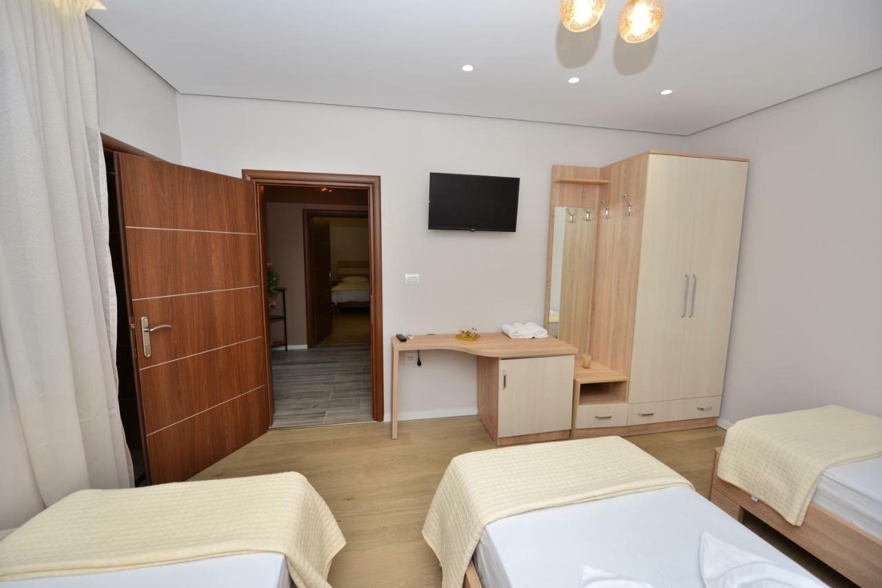 Vila Culli Permet Bagian luar foto
