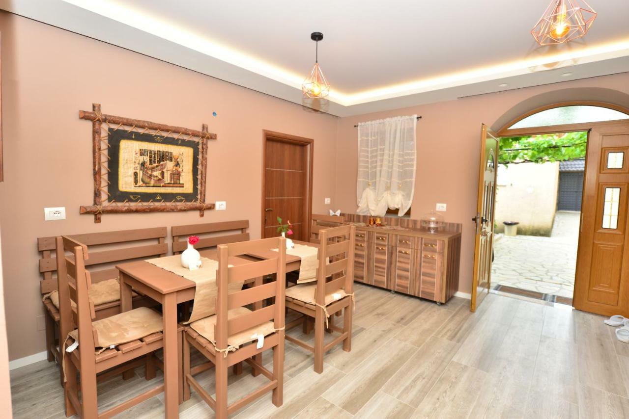 Vila Culli Permet Bagian luar foto