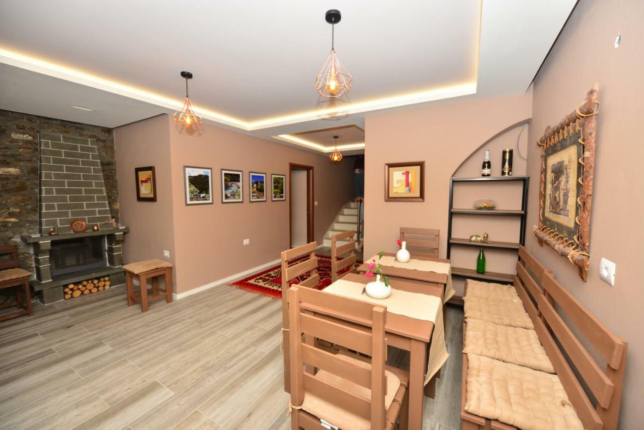 Vila Culli Permet Bagian luar foto