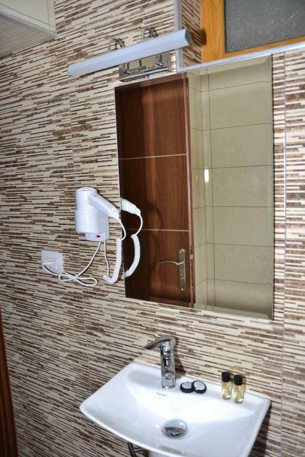 Vila Culli Permet Bagian luar foto